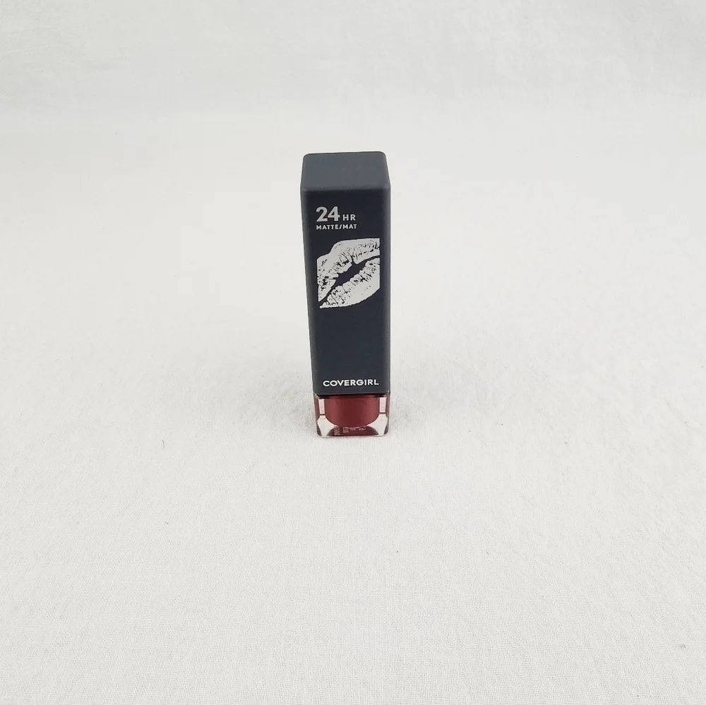 Covergirl 24HR matte lipstick 620 risky business